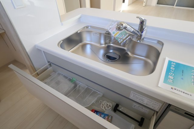 《仲介手数料無料》上尾市浅間台３丁目5-5新築一戸建てブルーミングガーデンのキッチン