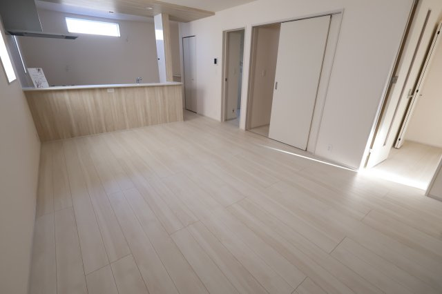 《仲介手数料無料》上尾市浅間台３丁目5-5新築一戸建てブルーミングガーデン