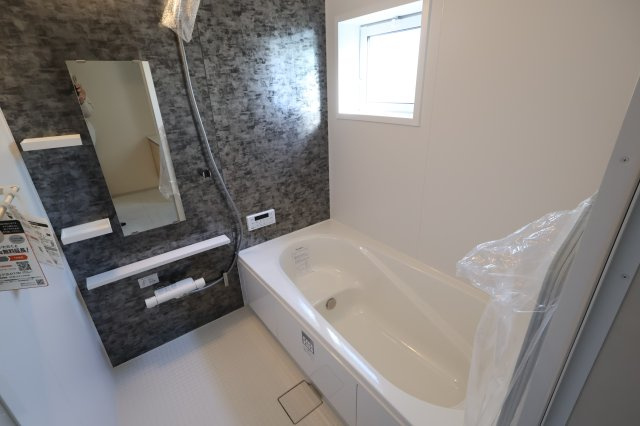 《仲介手数料無料》上尾市浅間台３丁目5-5新築一戸建てブルーミングガーデンの浴室