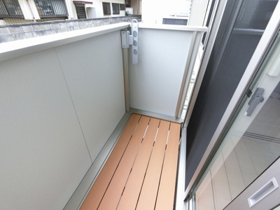 【バルコニー】 | ルネッタ藤 | バルコニー