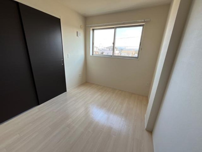 【内装】 | ソラーレ梅満 | 洋室