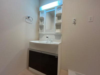 【洗面所】 | ソラーレ梅満 | 洗髪洗面化粧台