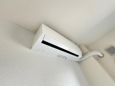 【設備】 | ソラーレ梅満 | エアコン