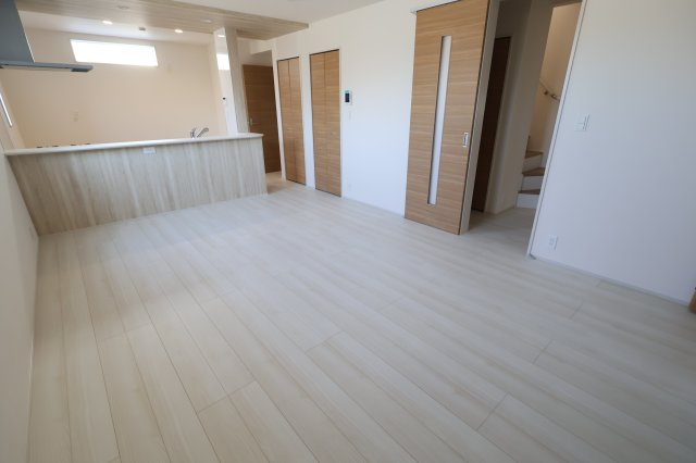 《仲介手数料無料》上尾市浅間台３丁目5-5(6号棟)新築一戸建てブルーミングガーデン