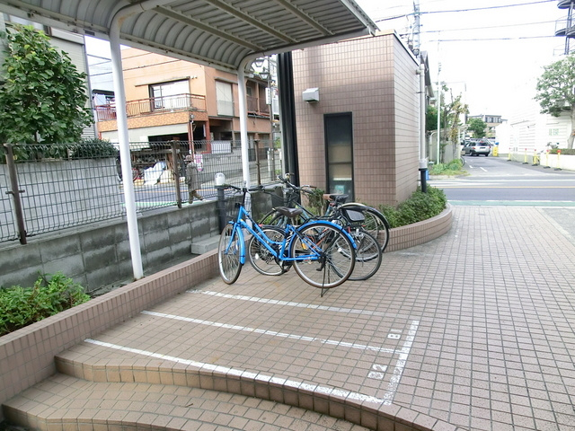 王子サウスウイングのその他共用部分|駐輪場です☆