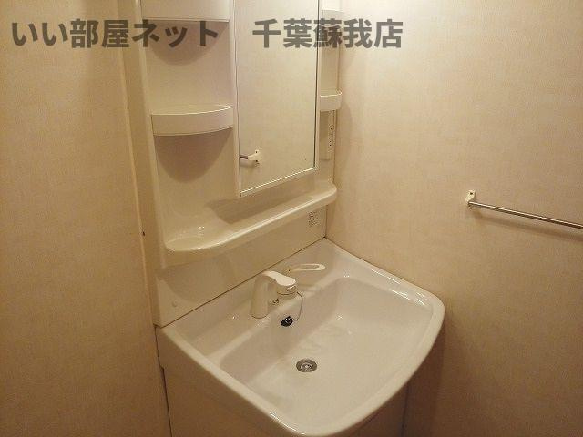 アヴェニール　ロジュマンの洗面所|ゆったりとスペースのある洗面所