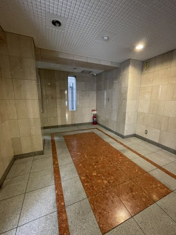 フロントシティ文京のエントランス