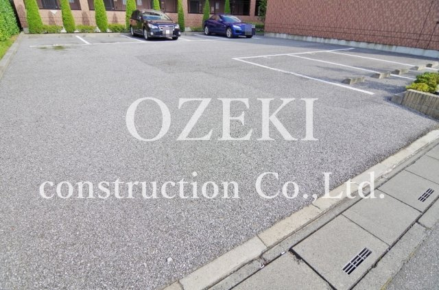 サザンクロスＡの駐車場