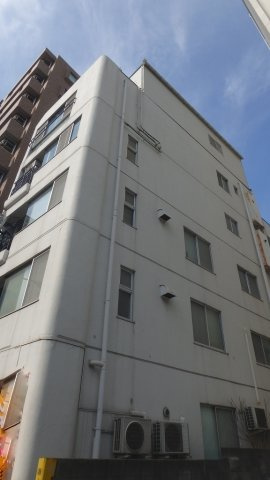 ADX早稲田の外観