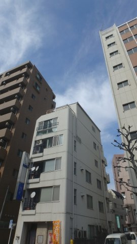 ADX早稲田の外観