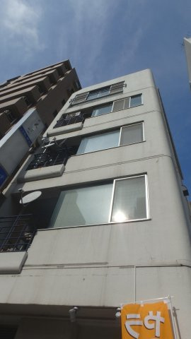 ADX早稲田の外観