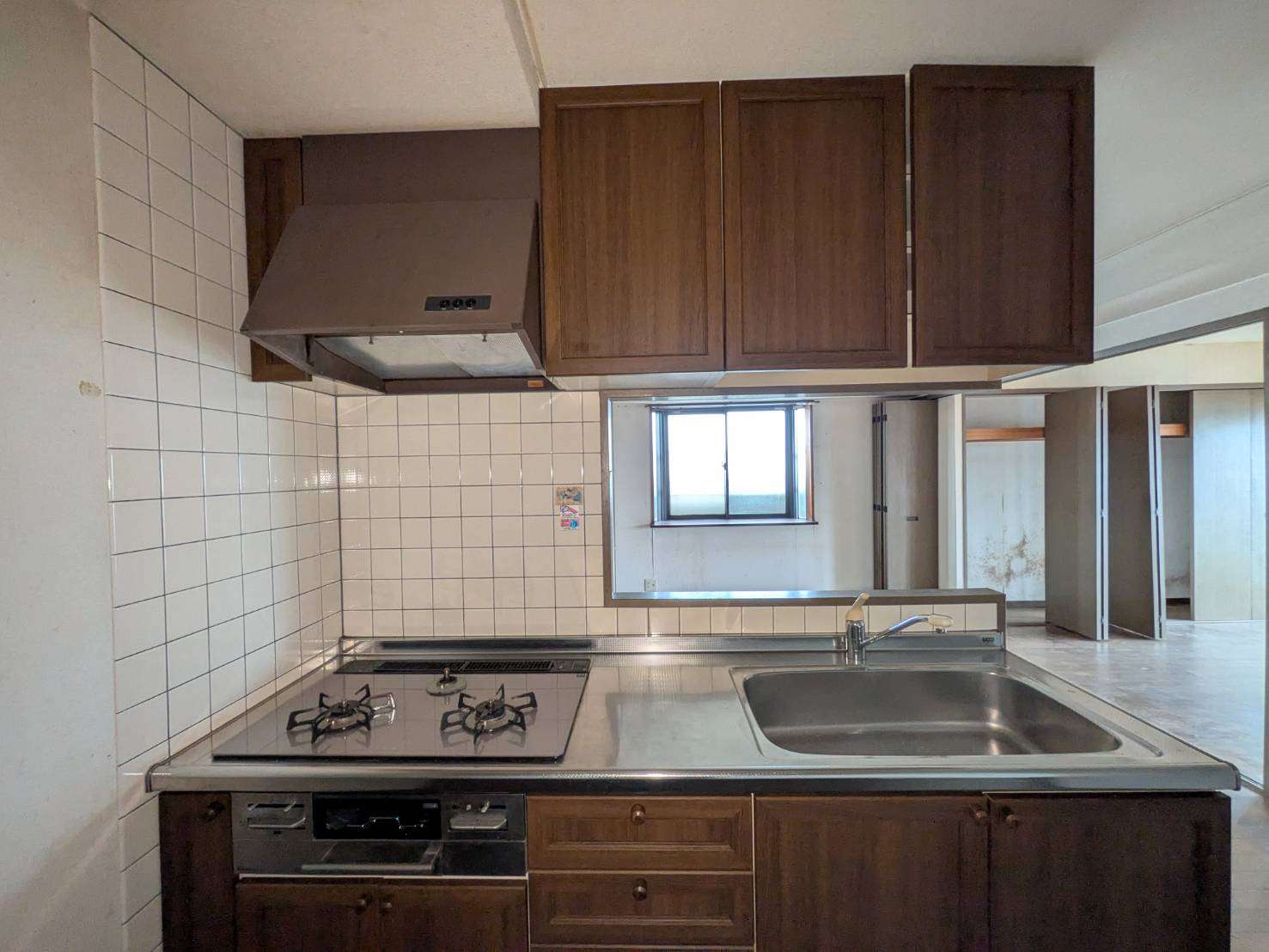 サン・エアポートNODAのキッチン|◆キッチンは調理しやすい三口コンロです。
◆キッチンリフォームご相談承ります。