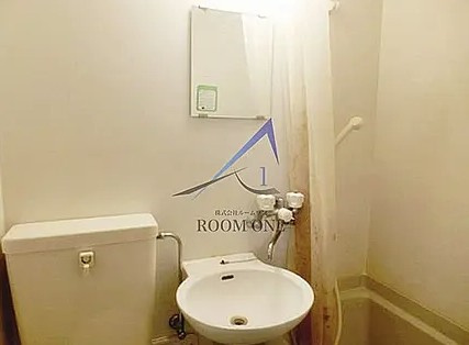 パインハウスの洗面所|洗面台です。