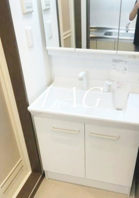 【洗面所】 | リバーサイドスズハル | 洗面台です。