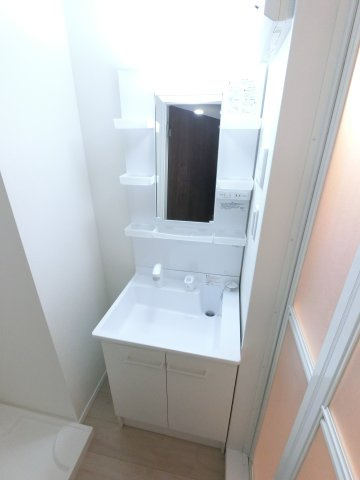 GRAND千葉中央の独立洗面台