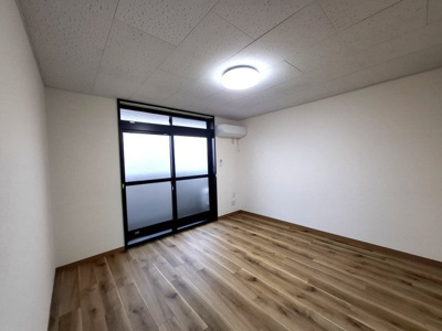 【居間・リビング】 | 緑ハイツ