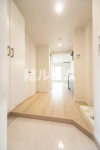 練馬区小竹町２丁目の賃貸マンションの玄関