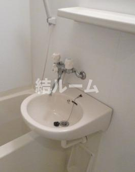 板橋区宮本町の賃貸マンションの洗面所