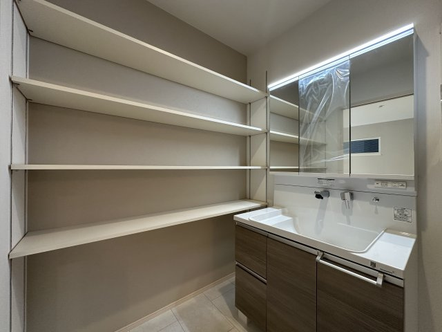 明石市朝霧南町３丁目新築戸建１号地の独立洗面台