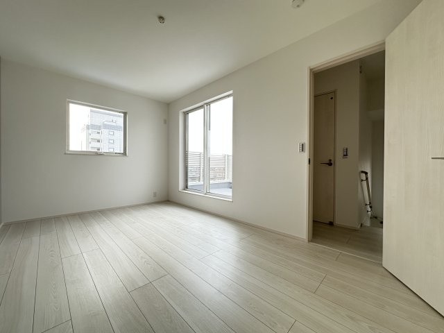 明石市朝霧南町３丁目新築戸建１号地の洋室