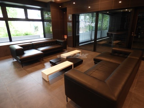 【ロビー】エステムプラザ横濱関内 