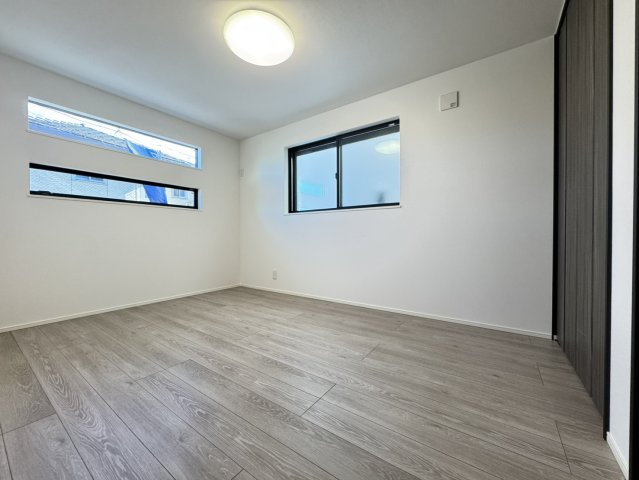 練馬区桜台5丁目　高品質×高機能　吹抜け18帖LDK　角地含む全2棟の洋室|A号棟　2階 5.3帖