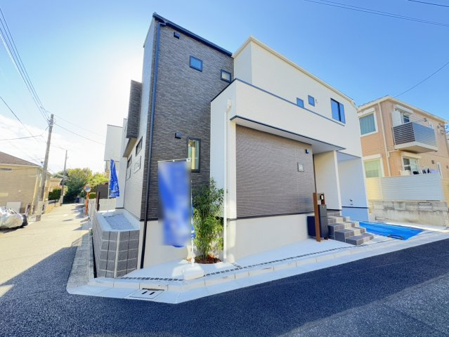 練馬区桜台5丁目　高品質×高機能　吹抜け18帖LDK　角地含む全2棟