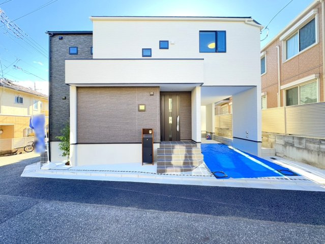 練馬区桜台5丁目　高品質×高機能　吹抜け18帖LDK　角地含む全2棟の外観|A号棟