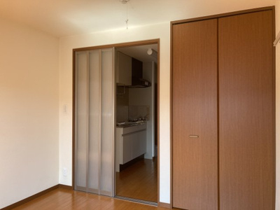 【洋室】 | フォレスタイチバンカン