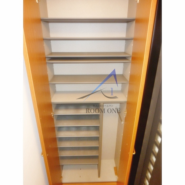 ビレッタＫのその他|玄関収納です。