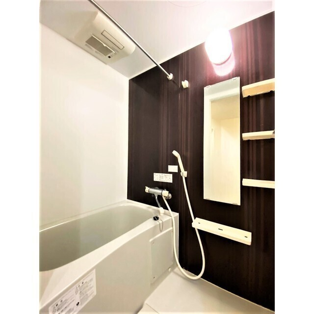 ヒルズ西加瀬の浴室