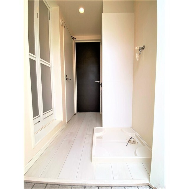 ヒルズ西加瀬の玄関