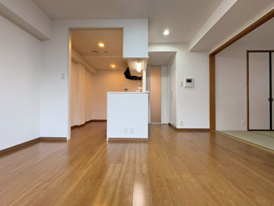 【居間・リビング】 | サンメゾン吹田Ⅱ