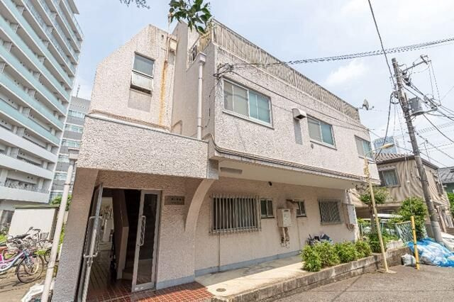 ガーディナ初台の外観