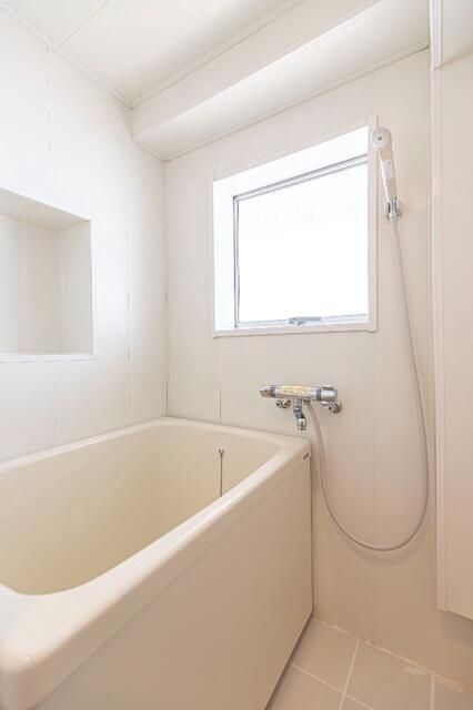 ガーディナ初台の浴室