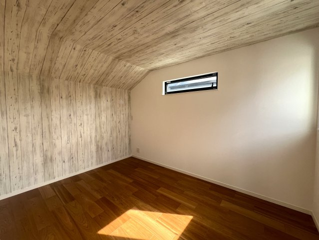 駐車３台もいけちゃう！？旭区金が谷１丁目新築戸建の洋室|個人の部屋や寝室として使える洋室です