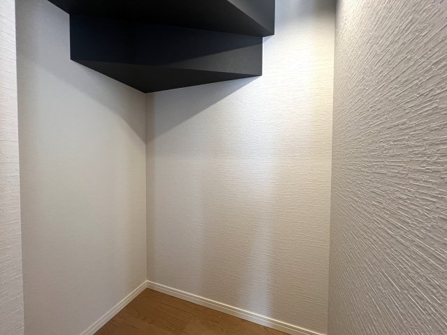 駐車３台もいけちゃう！？旭区金が谷１丁目新築戸建の収納|玄関収納です