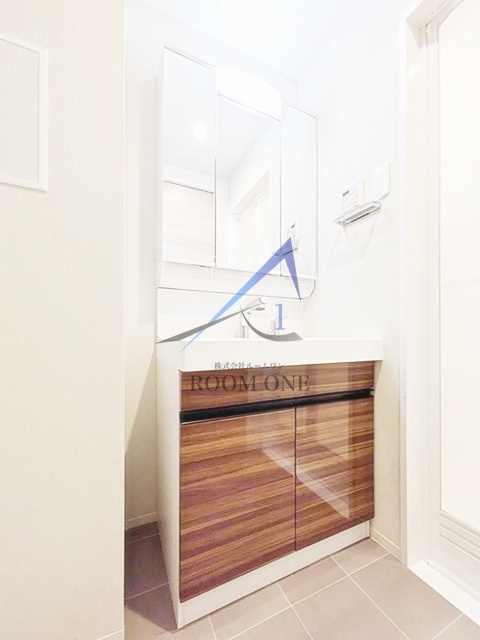 ホウエイコート秋葉原の洗面所|洗面台です。