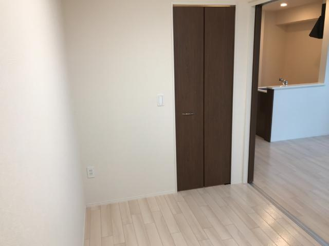 ロコ　テラス　（Ｌｏｃｏ　Ｔｅｒｒａｃｅ）の寝室|洋室