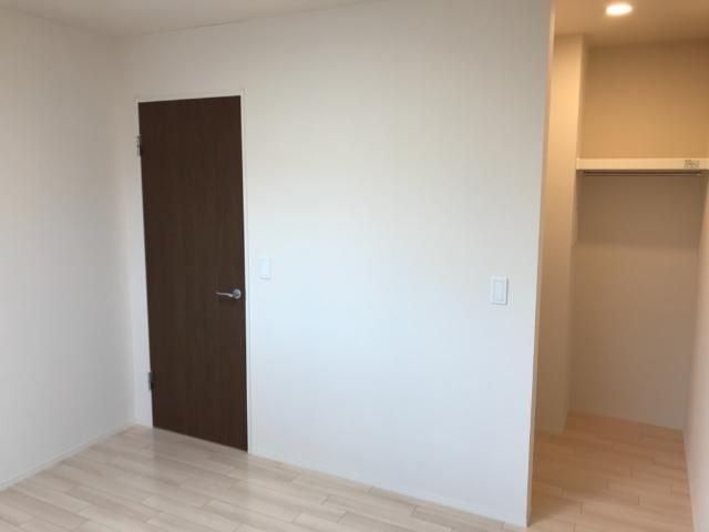 ロコ　テラス　（Ｌｏｃｏ　Ｔｅｒｒａｃｅ）の寝室|洋室