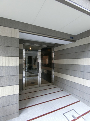 【エントランス】 | ラ・フォンテ松屋町 | 落ち着いたエントランスです