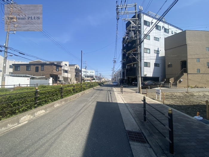 大阪市鶴見区横堤2丁目　1号地の前面道路含む現地写真