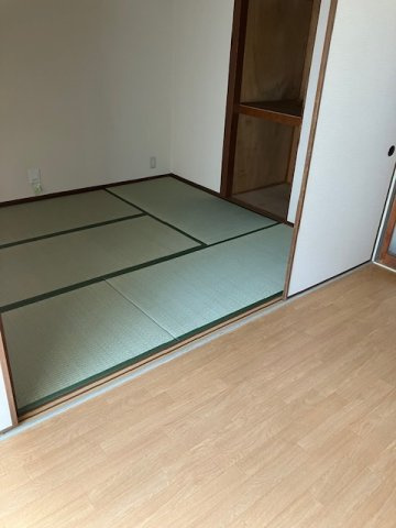 兵庫県公社　東垂水南（３）５Ｂ号棟の和室|和室、ちょっとしたくつろぎスペースにいかがでしょうか