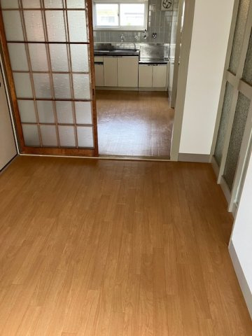 兵庫県公社　東垂水南（３）５Ｂ号棟の居間・リビング|ゆったり過ごせる居間です