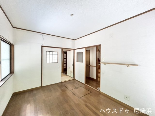 中古戸建　西宮市一ケ谷町の洋室|■1階 洋室の床下収納