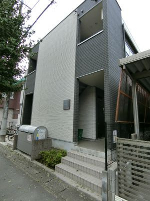 【外観】 | リブリ・Pua lani | 外はこのようになっています