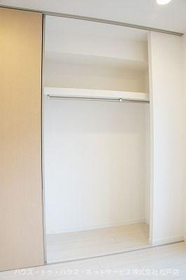 リブリ・グランポート の収納