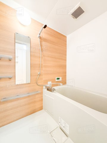 フェリオの浴室|追い焚き機能付きのお風呂です♪