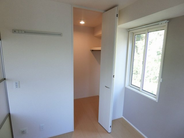 プログレスI B棟の収納|小物を収納するのに便利です