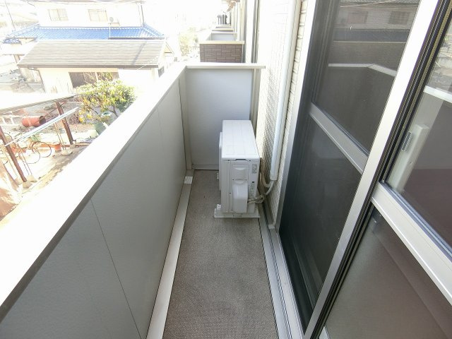 プログレスI B棟のバルコニー|広々としたバルコニーです